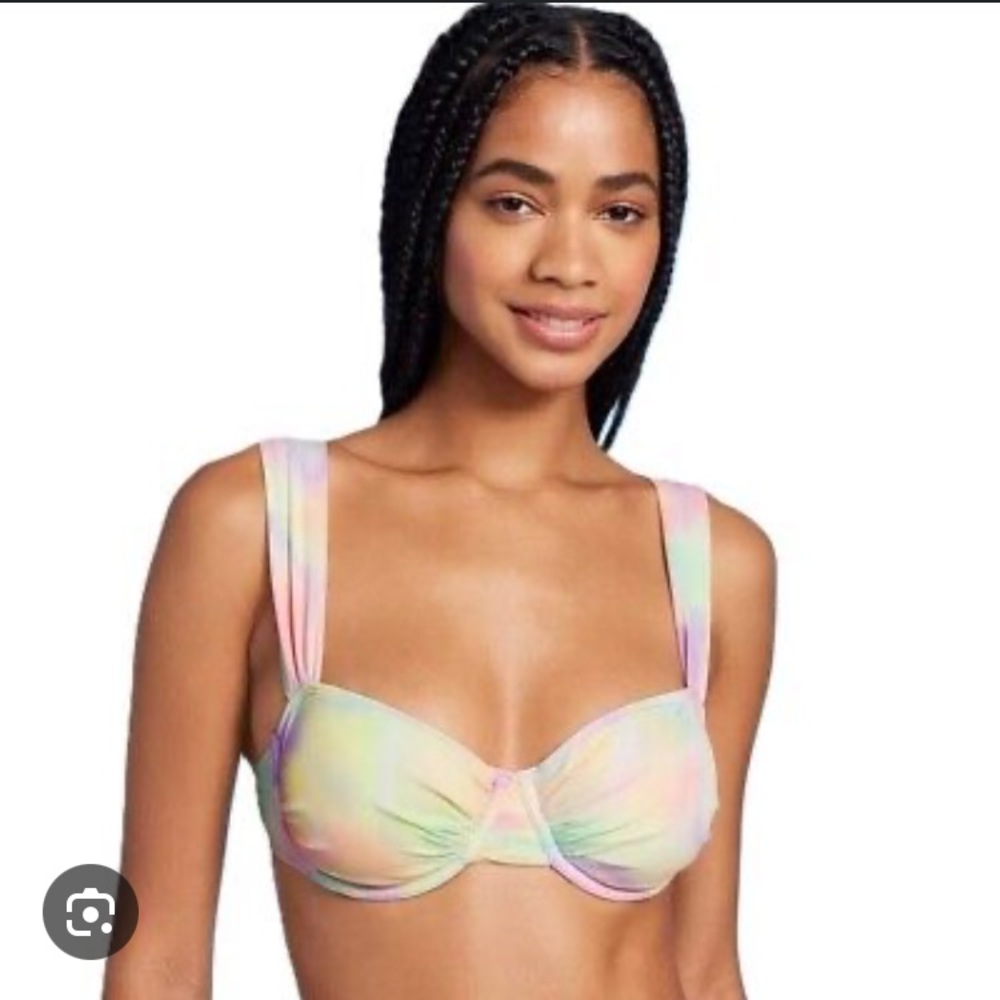 Wild Fable bikini top with underwire size M NWT
